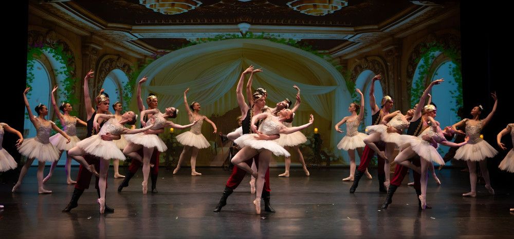 Ballet dancer on stage 